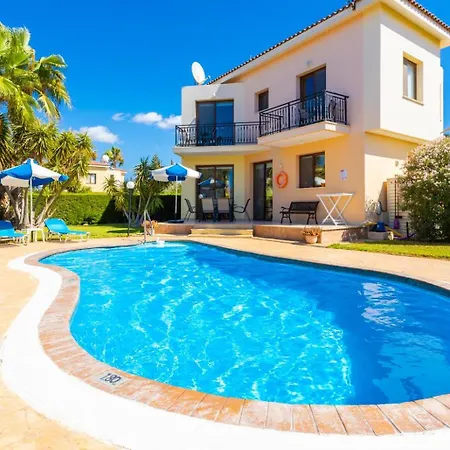 Halima Georgios Villa Polis