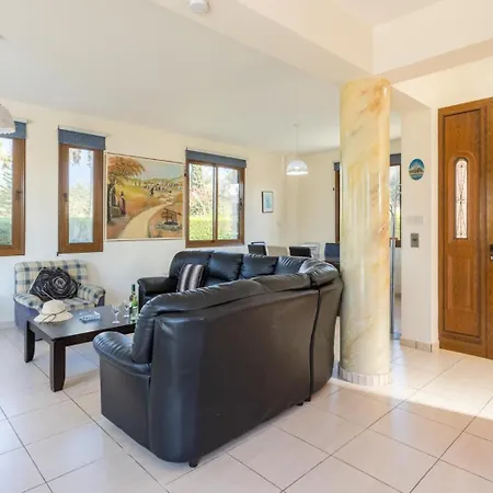 Villa Halima Georgios Polis