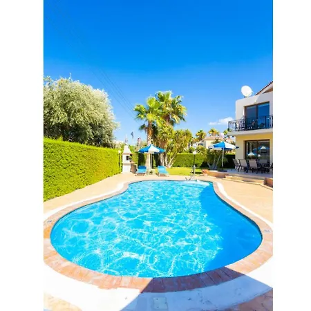 Halima Georgios Villa Polis